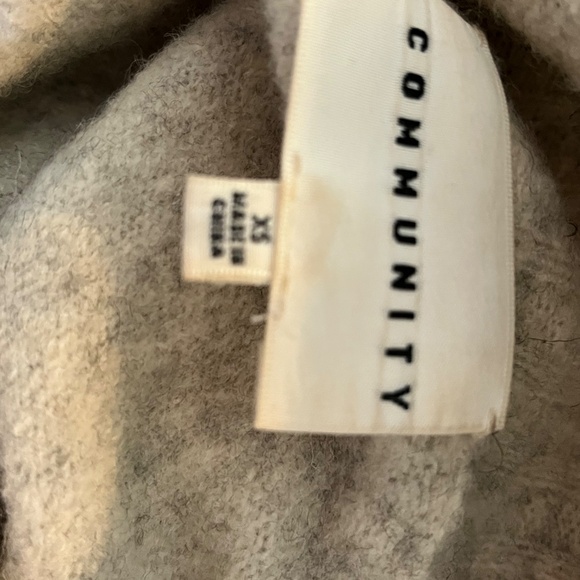 Community from Aritizia size XS wool blend turtle neck - Picture 14 of 15